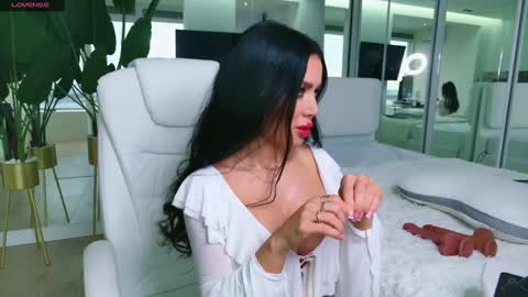 Snapshot of wow_eva_wow chatting on 12.06.24 Eva online show from 12.06.24