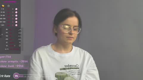 Snapshot of wow_luvng chatting on 12.30.24 Rebecy online show from 12.30.24