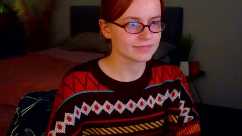 Snapshot of wow_luvng chatting on 10.03.25 Rebecy online show from 10.03.25