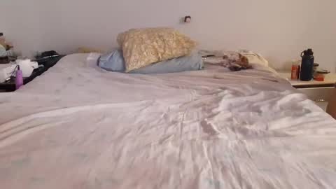 Cuteipie online show from 09.12.25