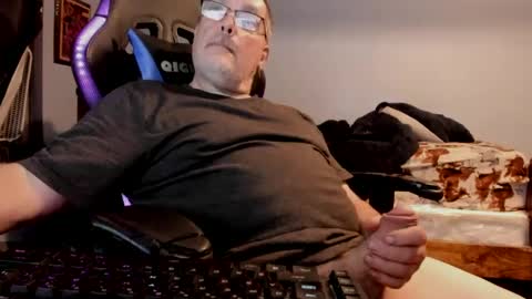 Snapshot of wowsers2022 chatting on 09.20.25 wowsers2022 online show from 09.20.25