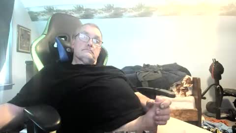 wowsers2022 online show from 10.17.25