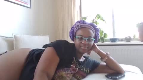 writergirl69 online show from 04.12.26