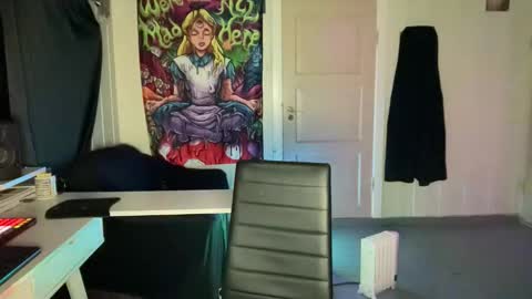 wulffi95 online show from 02.14.26