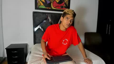 wyatt online show from 10.06.25