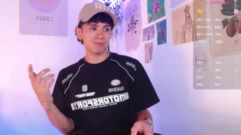 Snapshot of wyatt_444 chatting on 12.11.24 wyatt online show from 12.11.24