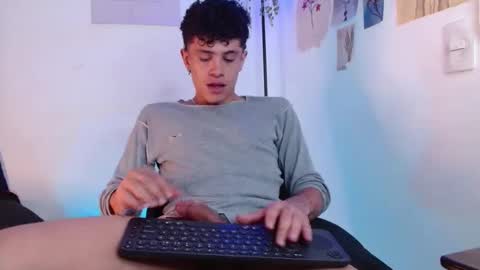 Snapshot of wyatt_444 chatting on 12.27.24 wyatt online show from 12.27.24