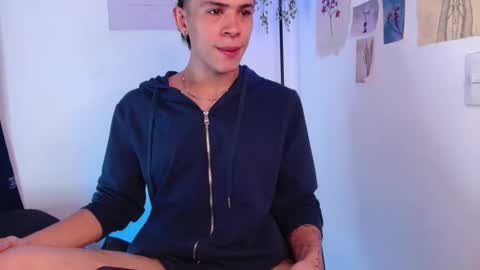 Snapshot of wyatt_444 chatting on 12.28.24 wyatt online show from 12.28.24