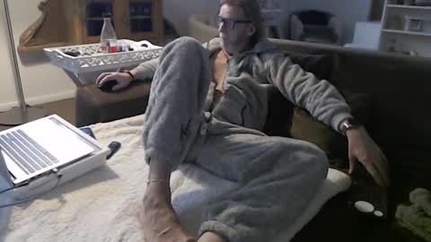 WyattEarp64 online show from 01.05.25