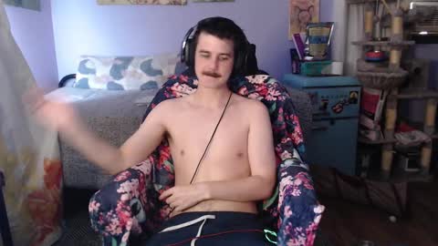 Wyatt online show from 10.05.25