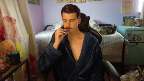 Wyatt online show from 12.21.25