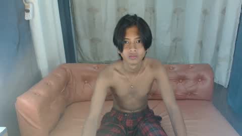 Snapshot of x_lee06 chatting on 02.20.26 x_lee06 online show from 02.20.26