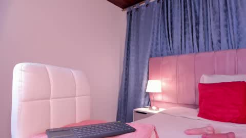 x_milu online show from 02.14.25