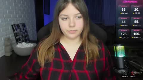 Snapshot of x_nirvana_x chatting on 02.10.25 LOVE NERDS ONLY online show from 02.10.25