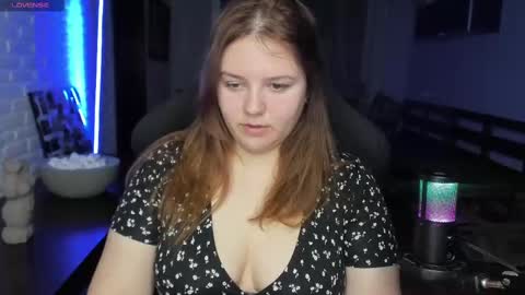 Snapshot of x_nirvana_x chatting on 03.02.25 LOVE NERDS ONLY online show from 03.02.25