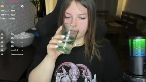 LOVE NERDS ONLY online show from 03.31.26