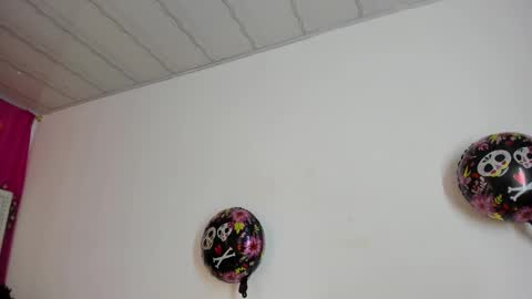 xaanderGrey online show from 10.06.25