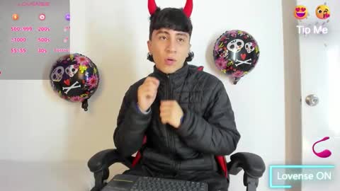 xaanderGrey online show from 10.18.25