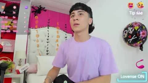 xaanderGrey online show from 10.19.25