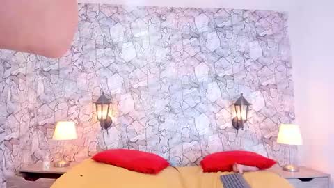 Snapshot of xabier_583 chatting on 03.11.25 xabier online show from 03.11.25