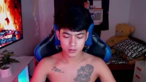 Snapshot of xaldrian_destroyer chatting on 02.27.25 Prince Aldrian online show from 02.27.25