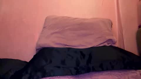 Snapshot of xalluringamberxx chatting on 12.16.25 xalluringamberxx online show from 12.16.25