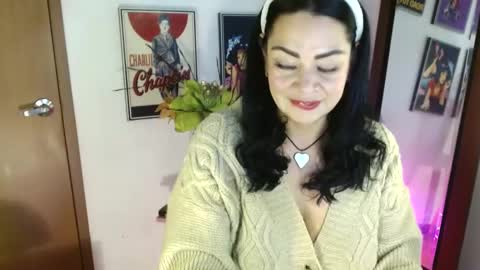 XAMARA1124 online show from 01.05.25