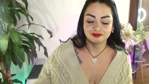 XAMARA1124 online show from 02.17.25