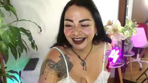 XAMARA1124 online show from 02.23.25