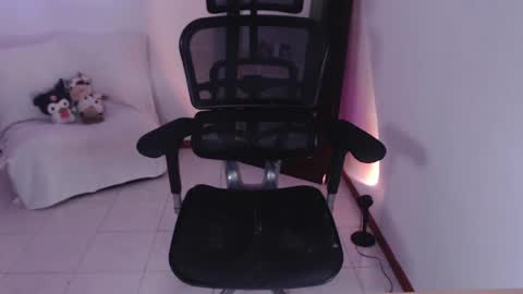 xambar_22x online show from 04.22.26