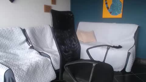 Snapshot of xander_bigcock chatting on 12.02.24 Daniel online show from 12.02.24