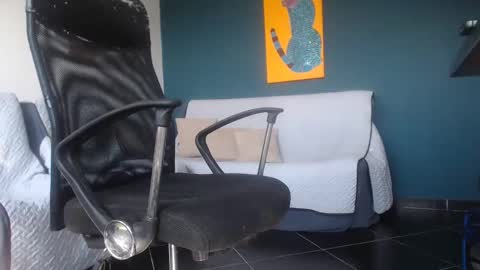 Snapshot of xander_bigcock chatting on 01.16.25 Daniel online show from 01.16.25