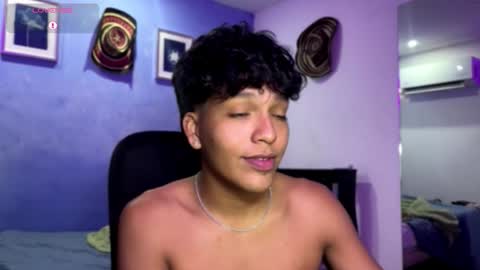 Snapshot of xander_bonnet1 chatting on 12.05.25 Xander bonnet online show from 12.05.25