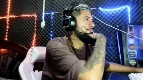 xandres2016 online show from 04.10.26