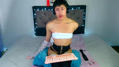 Snapshot of xangel__dustx chatting on 01.15.26 xangel__dustx online show from 01.15.26