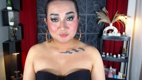 Nira   NOT INTO CHEAP GUYS  online show from 10.12.25