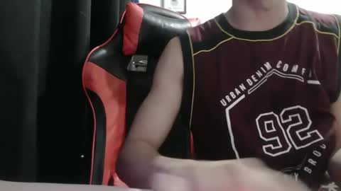 Snapshot of xaviar20 chatting on 09.24.25 xaviar20 online show from 09.24.25