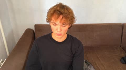 Snapshot of xavier_200 chatting on 09.28.25 Xavier PVT open online show from 09.28.25