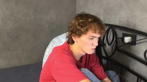 Snapshot of xavier_200 chatting on 10.01.25 Xavier PVT open online show from 10.01.25