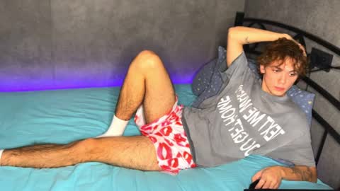 Snapshot of xavier_200 chatting on 12.03.25 Xavier PVT open online show from 12.03.25