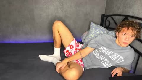 Snapshot of xavier_200 chatting on 12.05.25 Xavier PVT open online show from 12.05.25