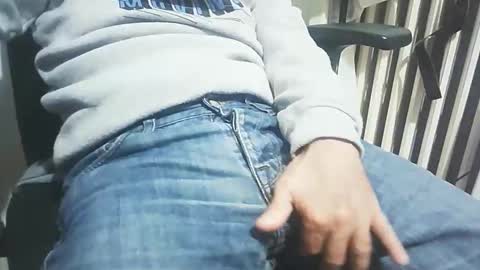 Snapshot of xbibisexe chatting on 11.08.25 bibi online show from 11.08.25