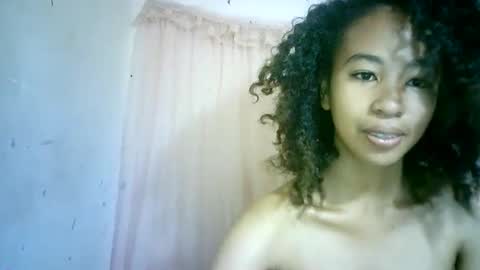 xenna610827 online show from 01.30.25