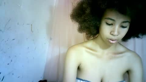 xenna610827 online show from 02.19.25