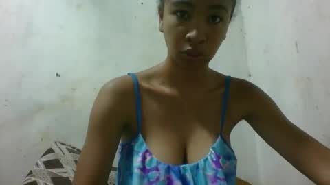 xenna610827 online show from 04.27.26