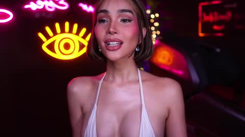 Snapshot of xforyoureyesonlyx chatting on 01.19.25 Anne online show from 01.19.25