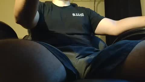 Snapshot of xghost94_ chatting on 10.02.25 Ghost online show from 10.02.25