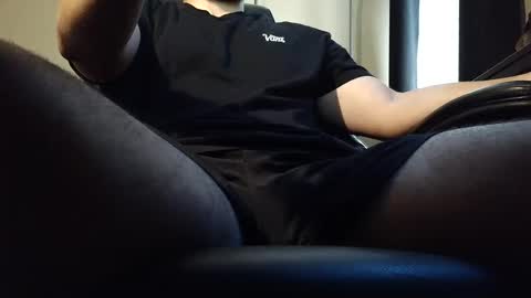 Snapshot of xghost94_ chatting on 10.06.25 Ghost online show from 10.06.25