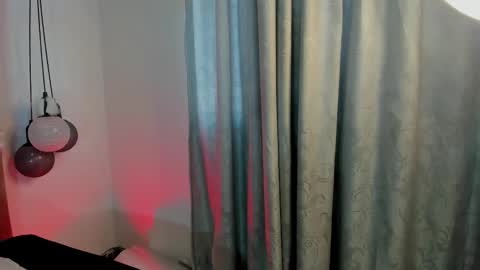 hinata  online show from 09.20.25