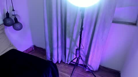 hinata  online show from 03.28.26